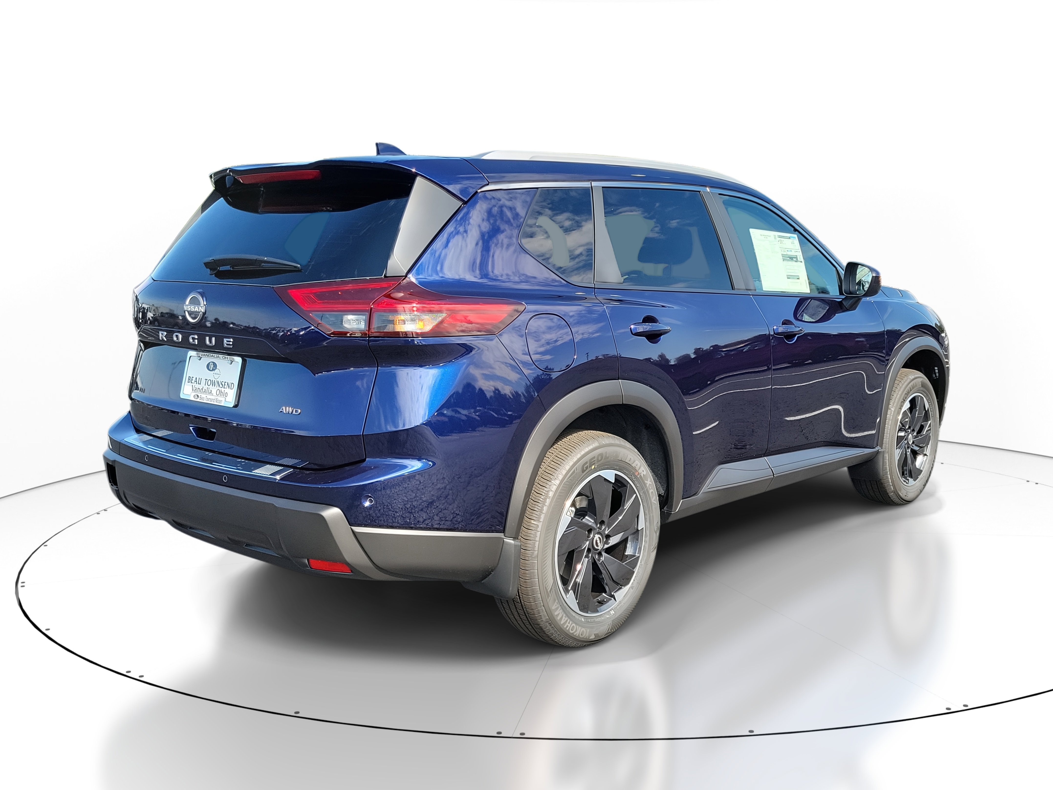 2026 Nissan Rogue SV photo 4