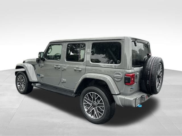 2022 Jeep Wrangler Unlimited Sahara High Altitude 4xe photo 4