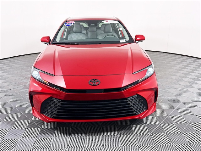 2025 Toyota Camry LE photo 2