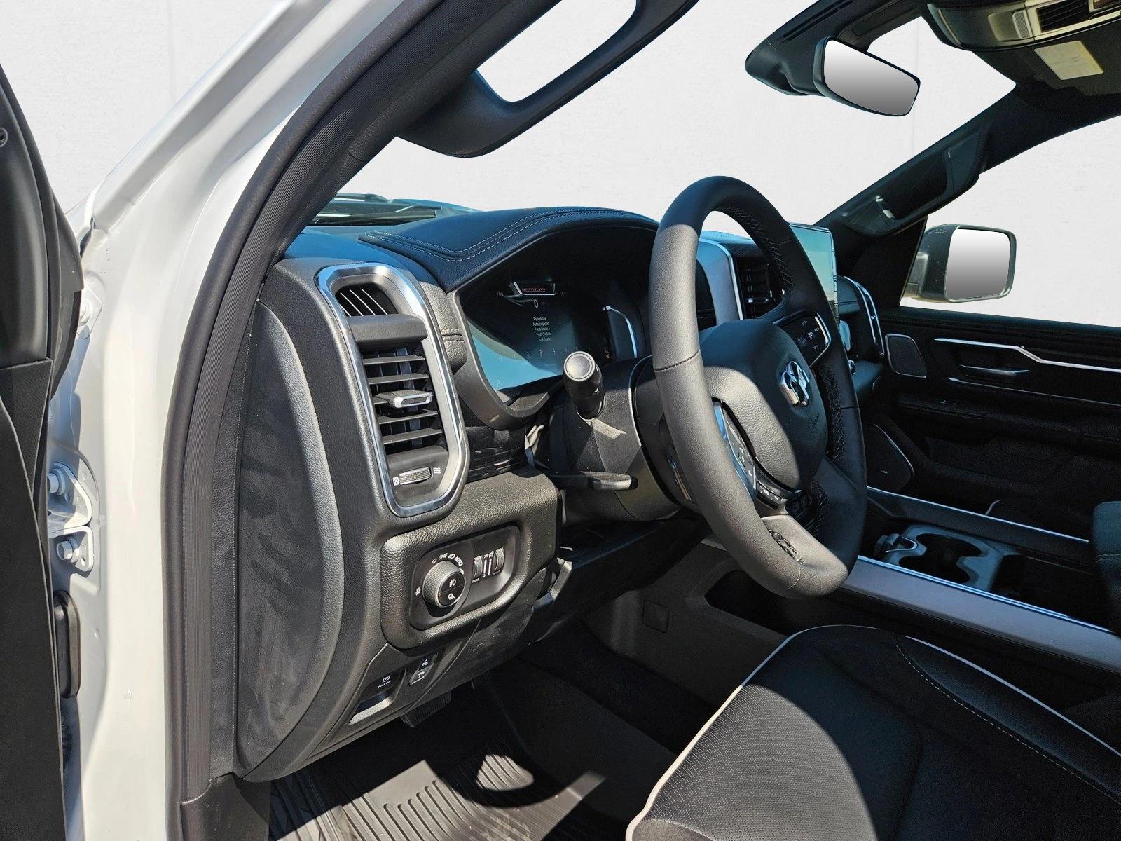 2026 Ram 1500 Laramie photo 3