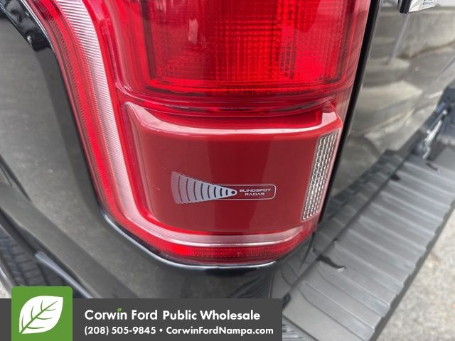 2016 Ford F-150 Lariat photo 11