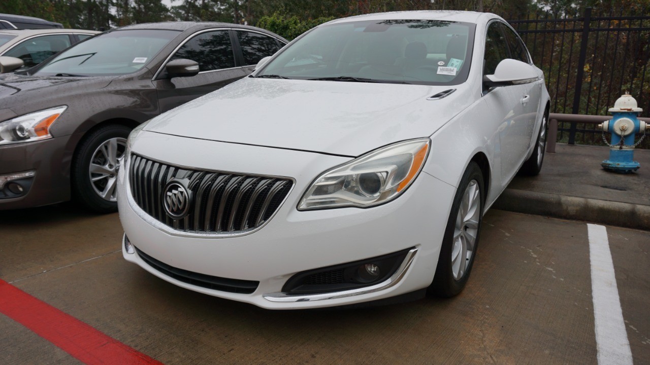 2016 Buick Regal Premium 2's photo
