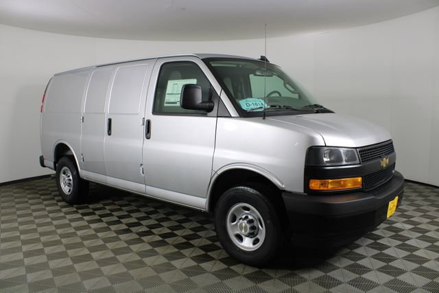 2025 Chevrolet Express Cargo Work Van's photo