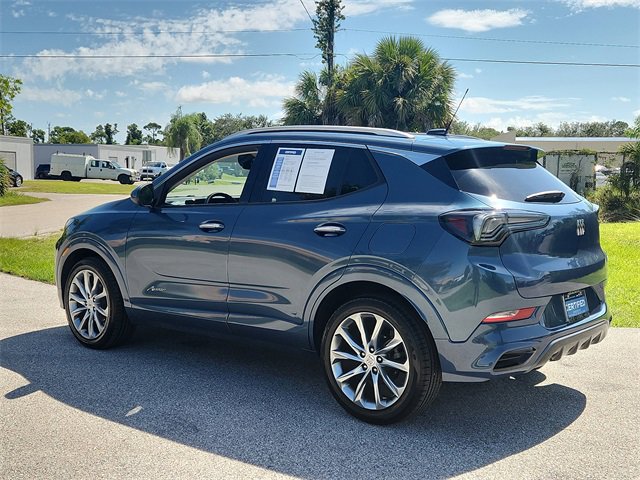 2024 Buick Encore GX Avenir photo 3