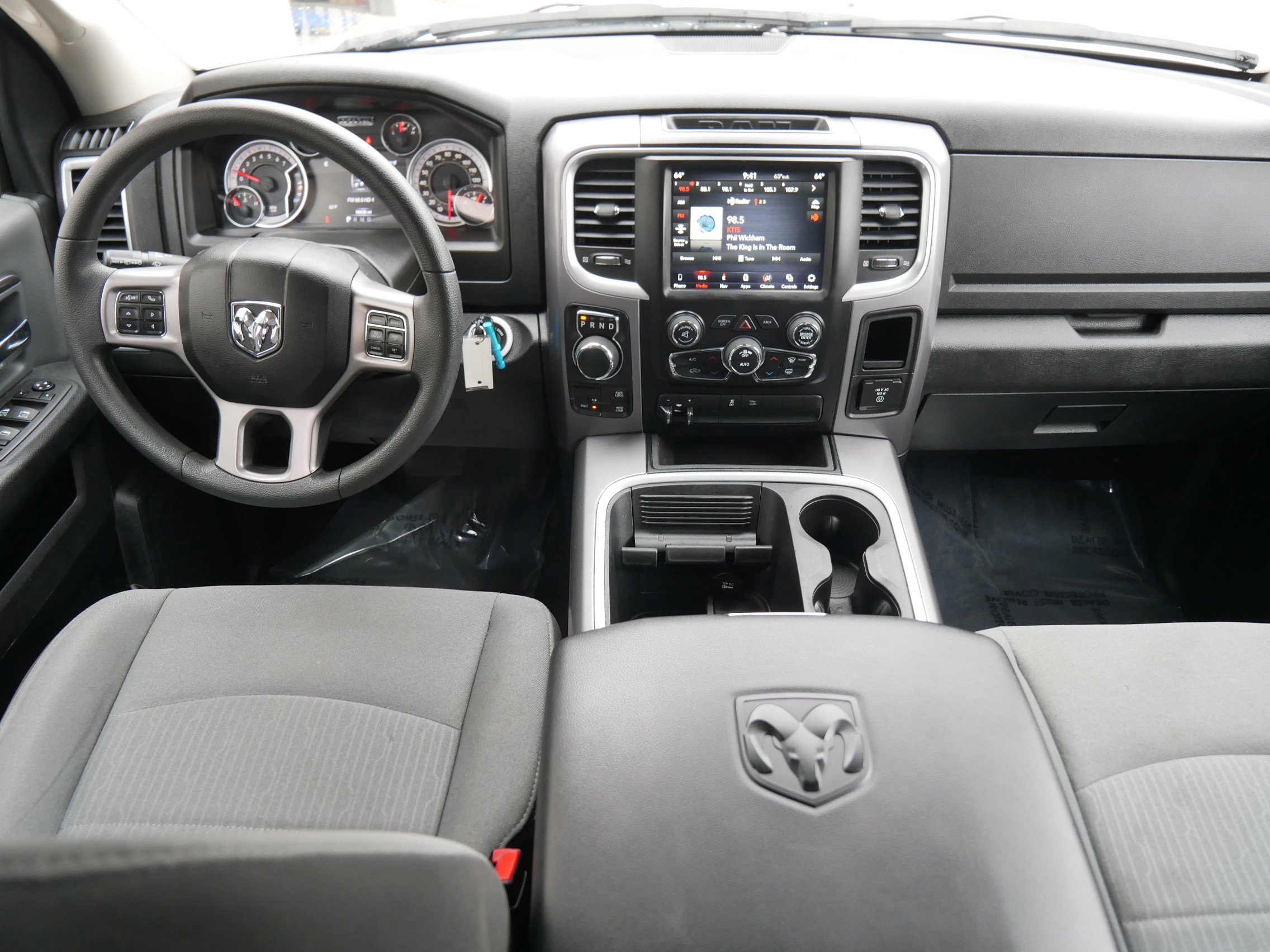 2023 Ram 1500 Classic SLT photo 15