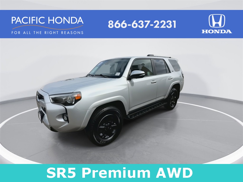 2020 Toyota 4Runner SR5 Premium photo 3