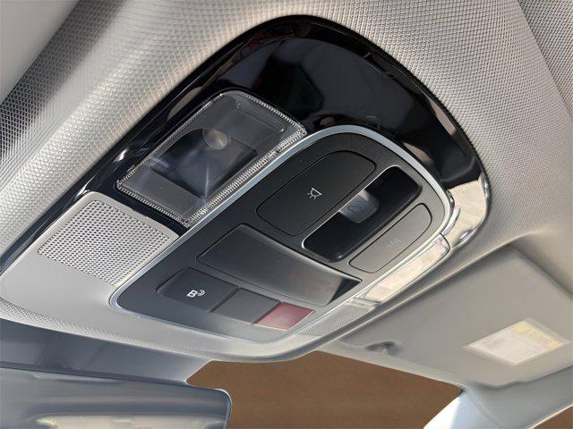 2025 Hyundai Tucson Hybrid Limited photo 15