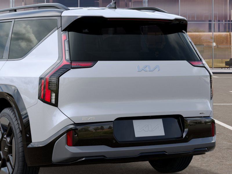 2026 Kia EV9 GT-Line photo 12