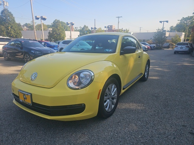 2015 Volkswagen Beetle 1.8T Classic photo 4