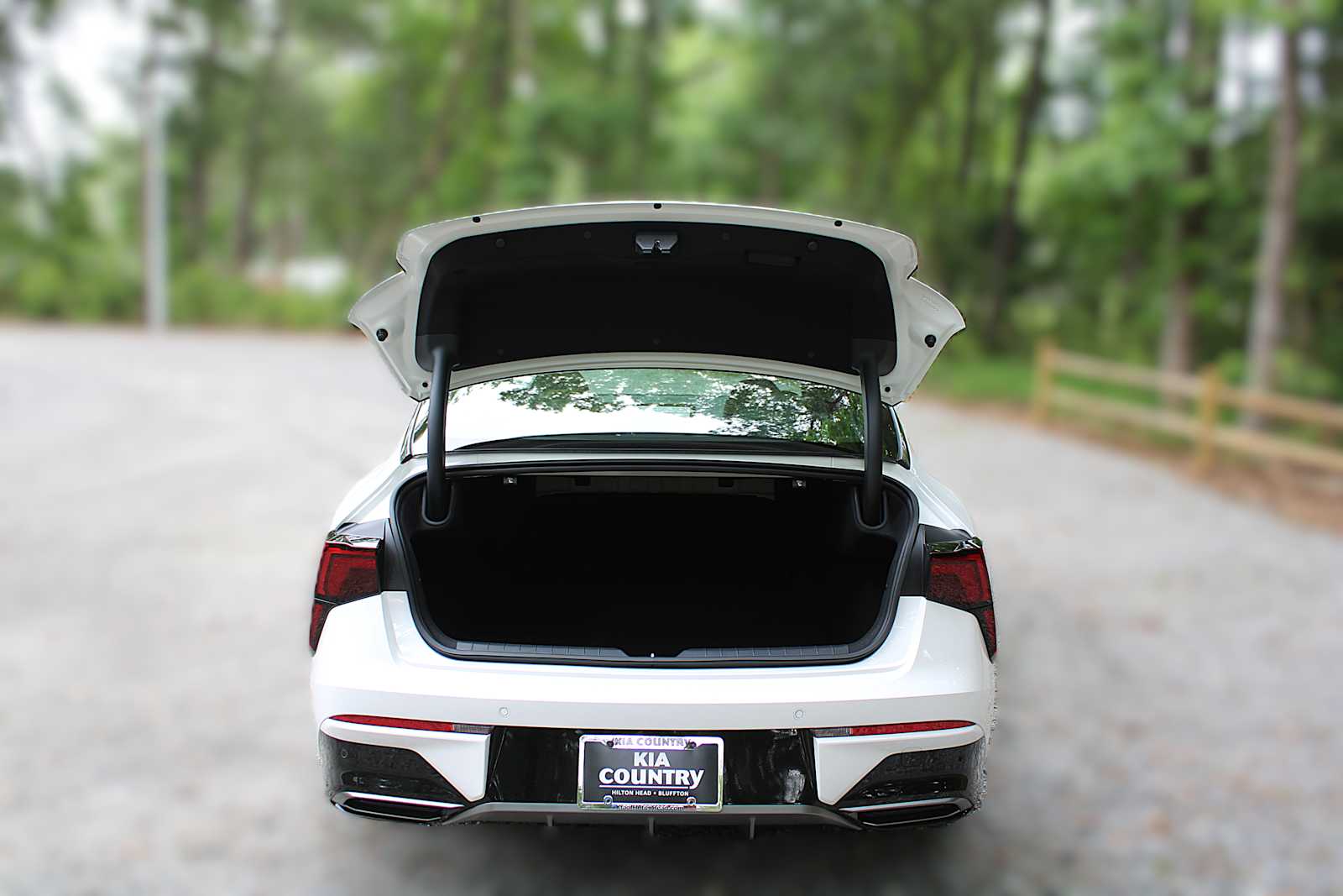 2025 Kia K5 GT-Line photo 16