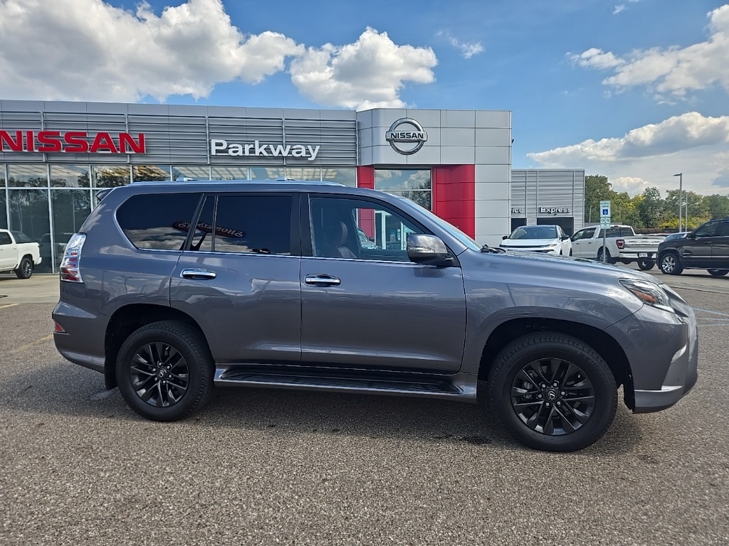 2023 Lexus GX 460 photo 8