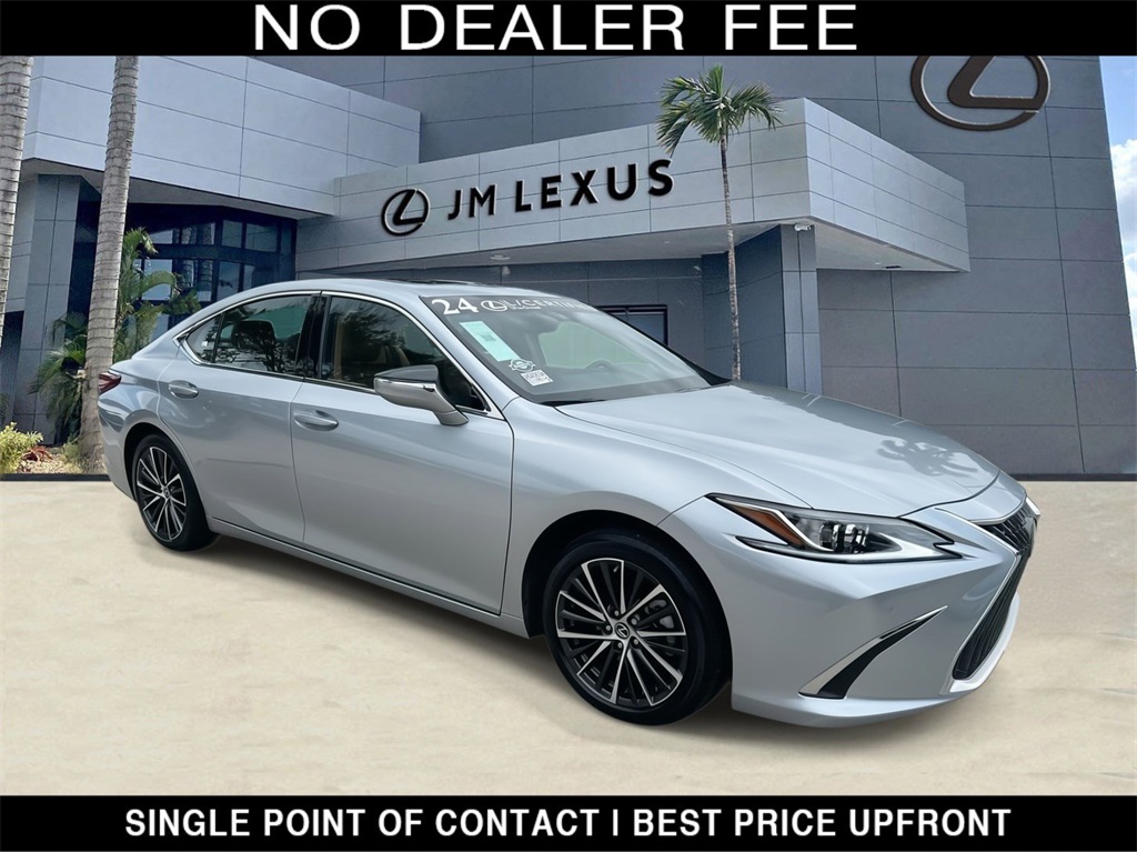 2024 Lexus ES 350's photo