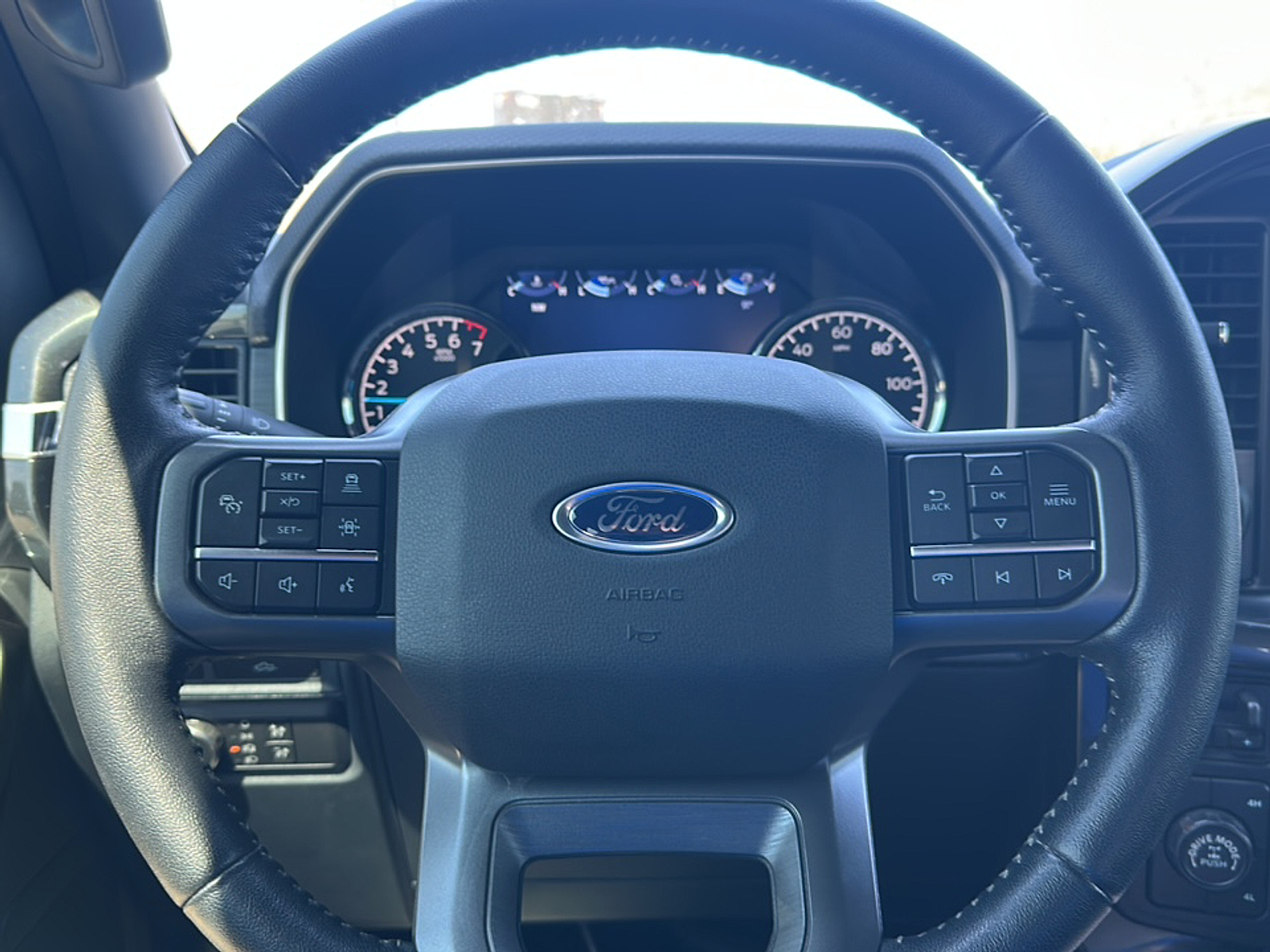 2021 Ford F-150 XLT photo 11