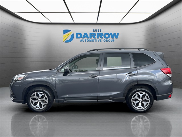 2023 Subaru Forester Premium photo 2