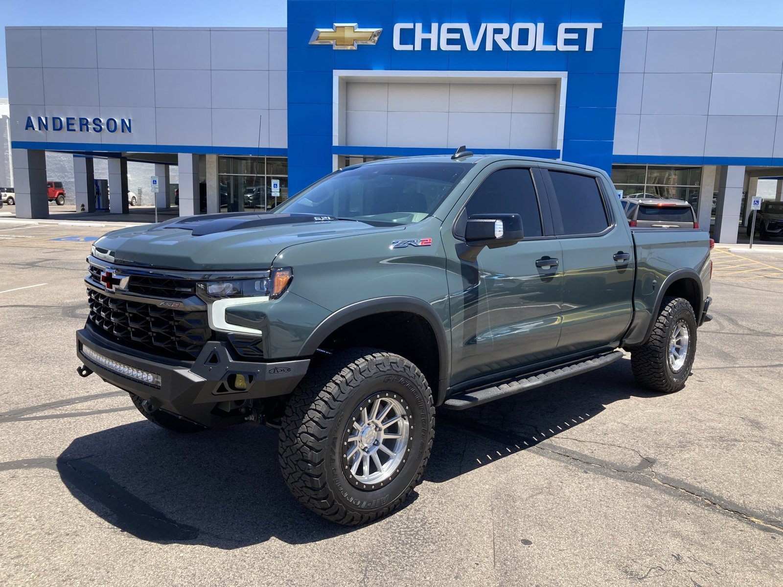 2025 Chevrolet Silverado 1500 ZR2's photo