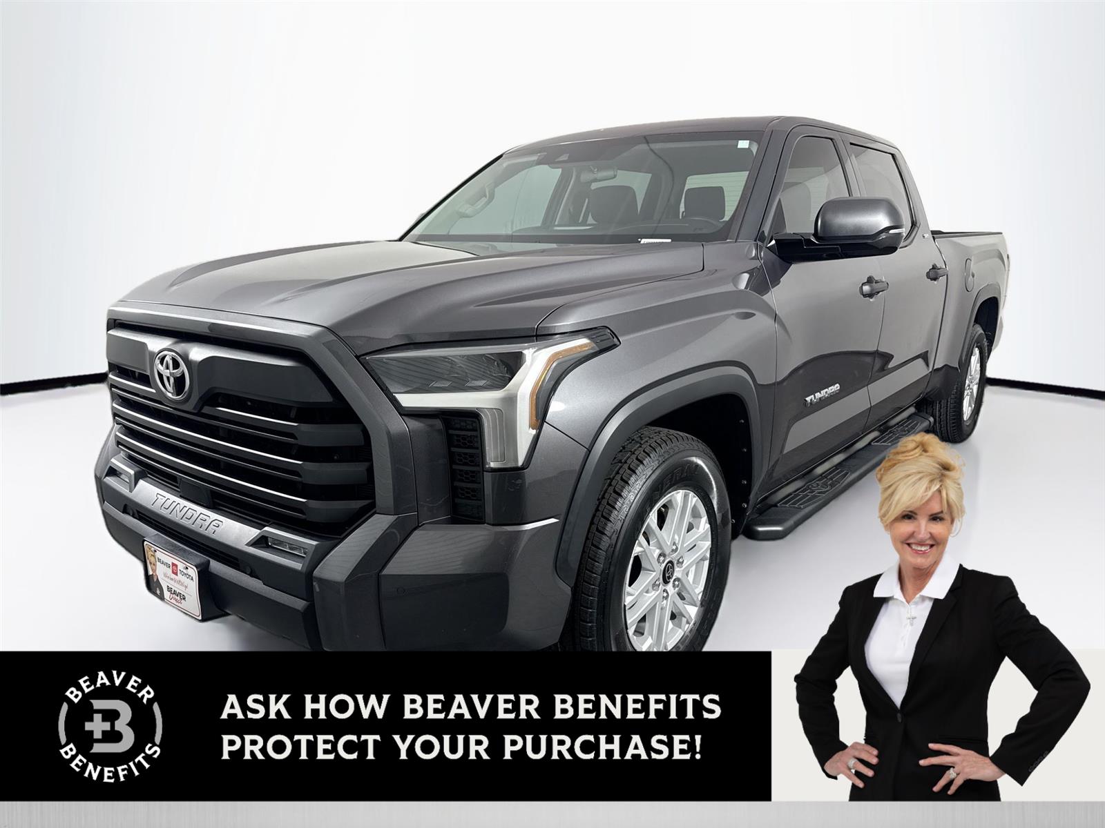 2022 Toyota Tundra SR5's photo