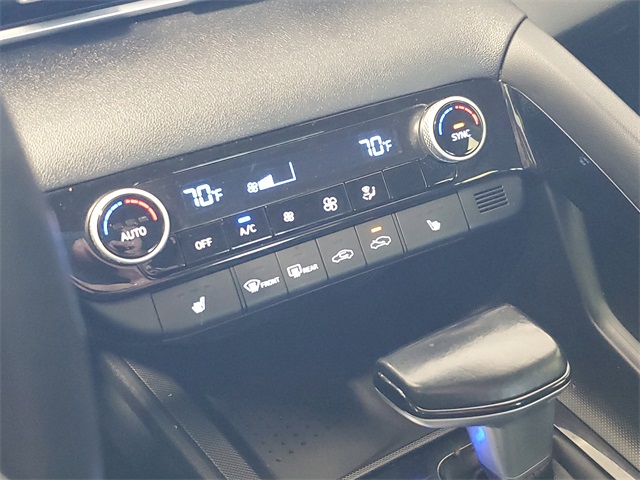 2021 Hyundai Elantra SEL photo 17