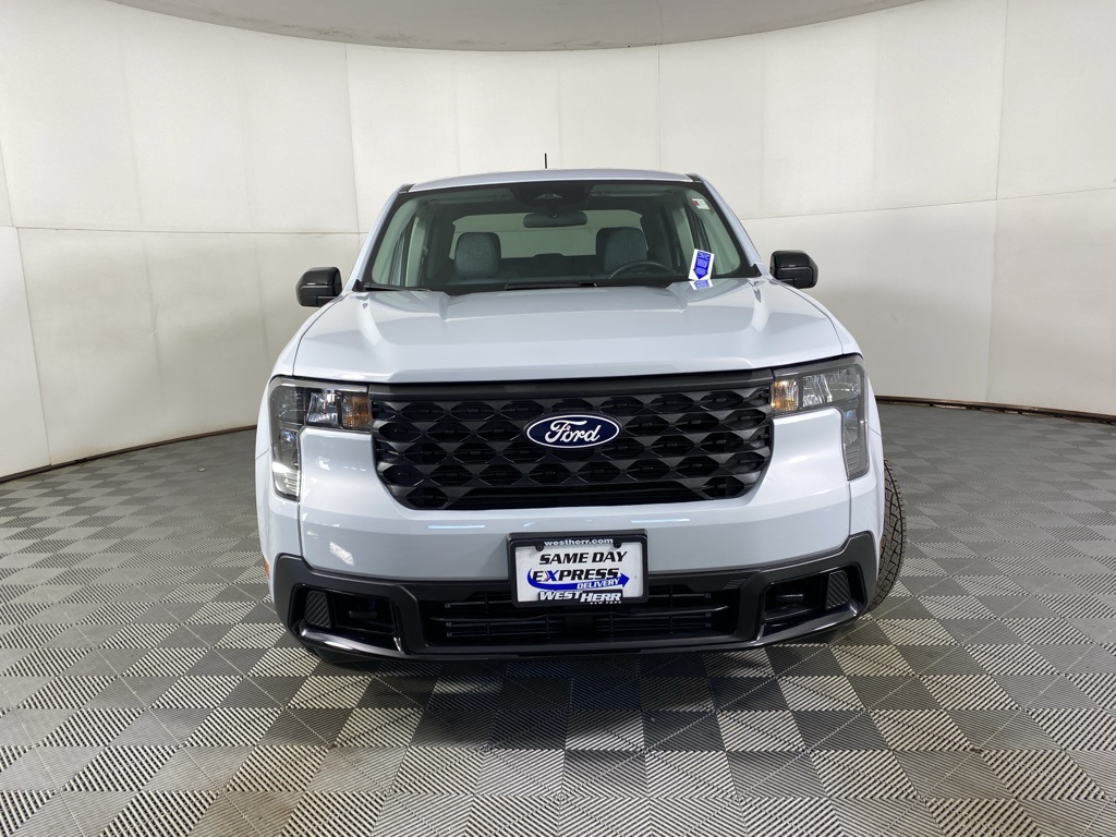2025 Ford Maverick XLT photo 2
