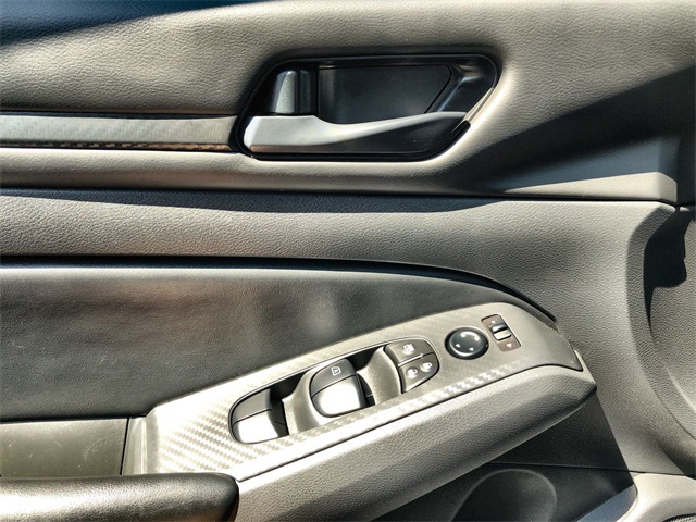 2024 Nissan Altima 2.5 S photo 6