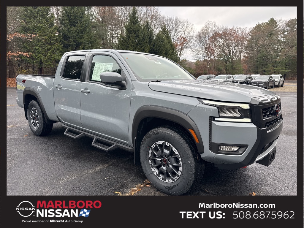 2026 Nissan Frontier PRO-4X's photo