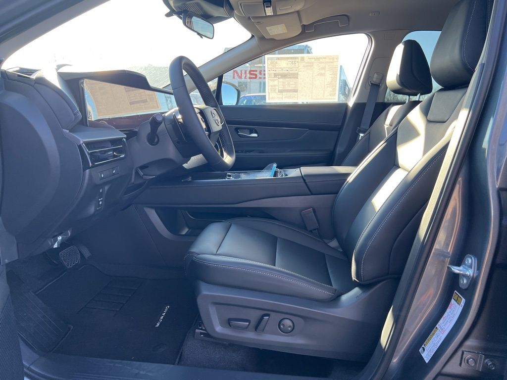 2025 Nissan Murano SV photo 11