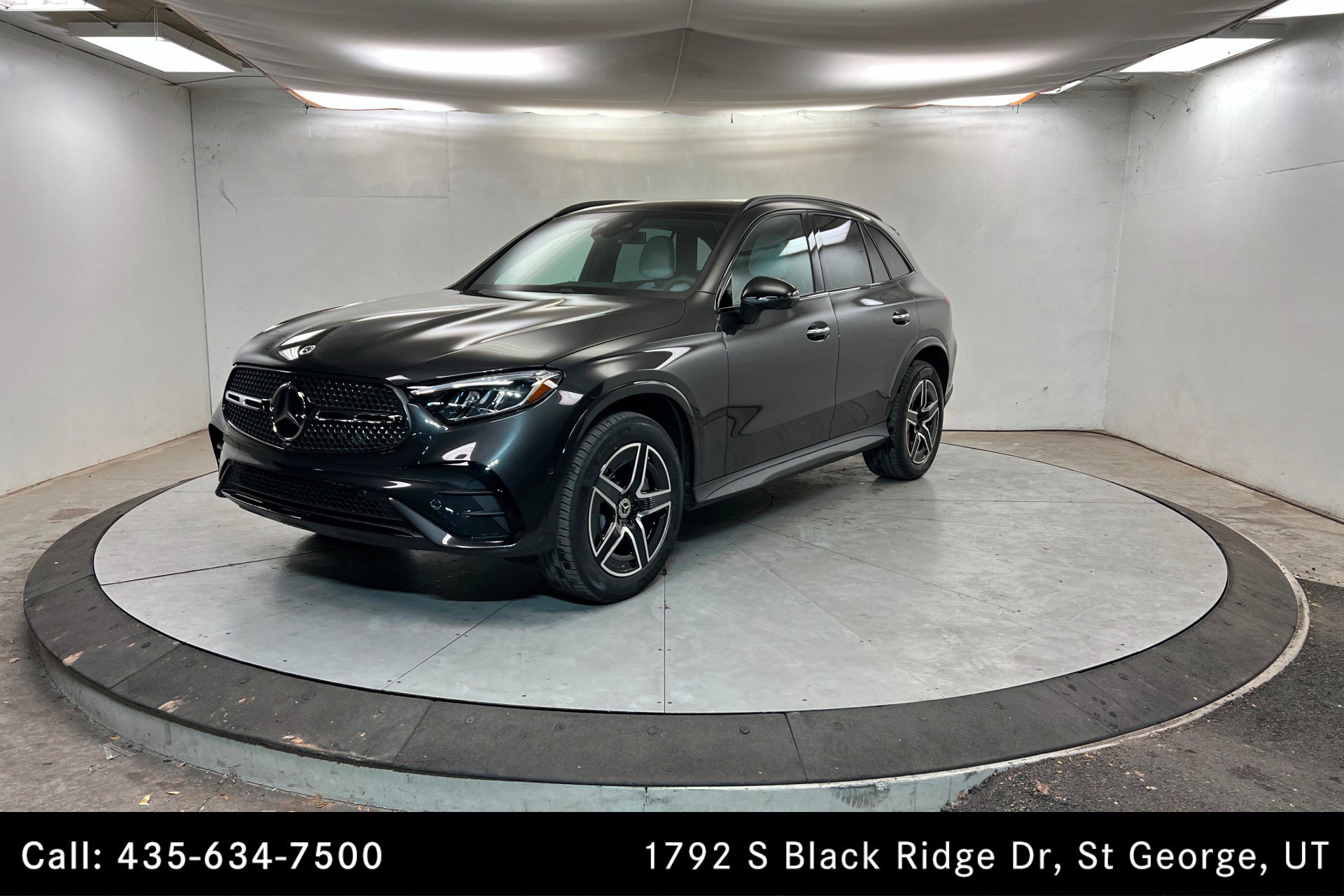 2026 Mercedes-Benz GLC Base's photo