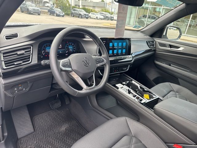 2024 Volkswagen Atlas Cross Sport SE Technology photo 21