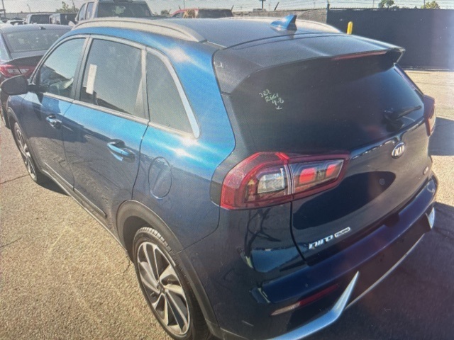 2019 Kia Niro Touring EX Premium photo 3