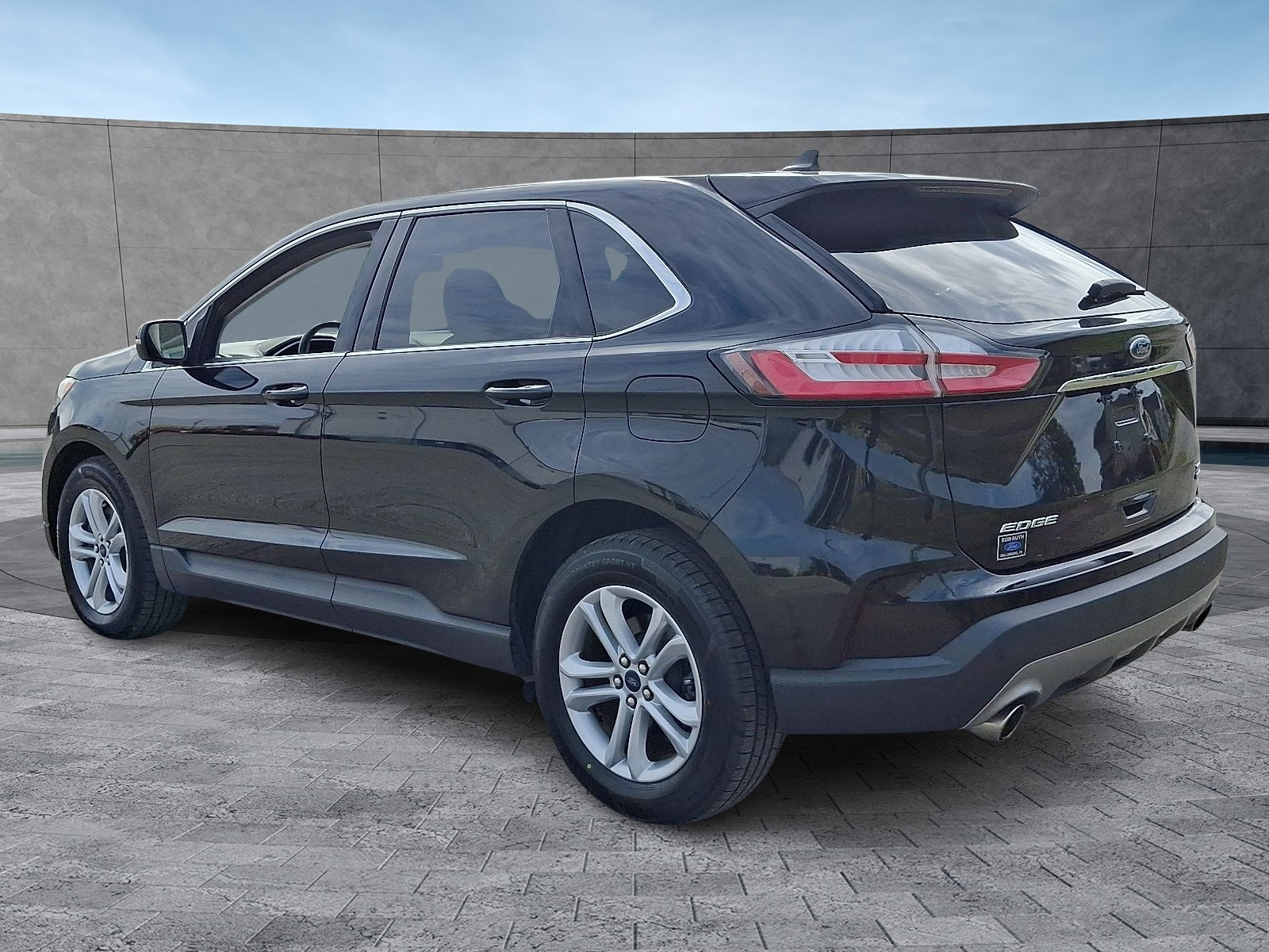 2020 Ford Edge SEL Sport photo 7