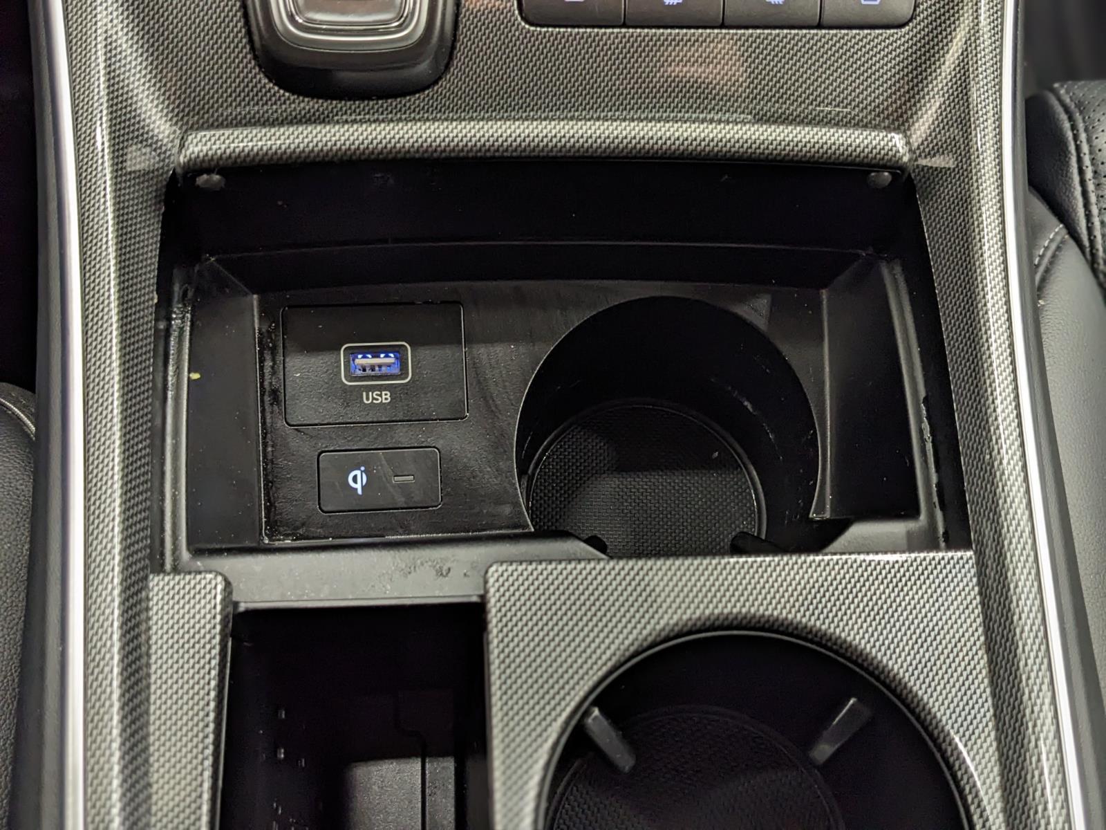 2023 Hyundai Santa Fe Plug-In Hybrid Limited photo 6