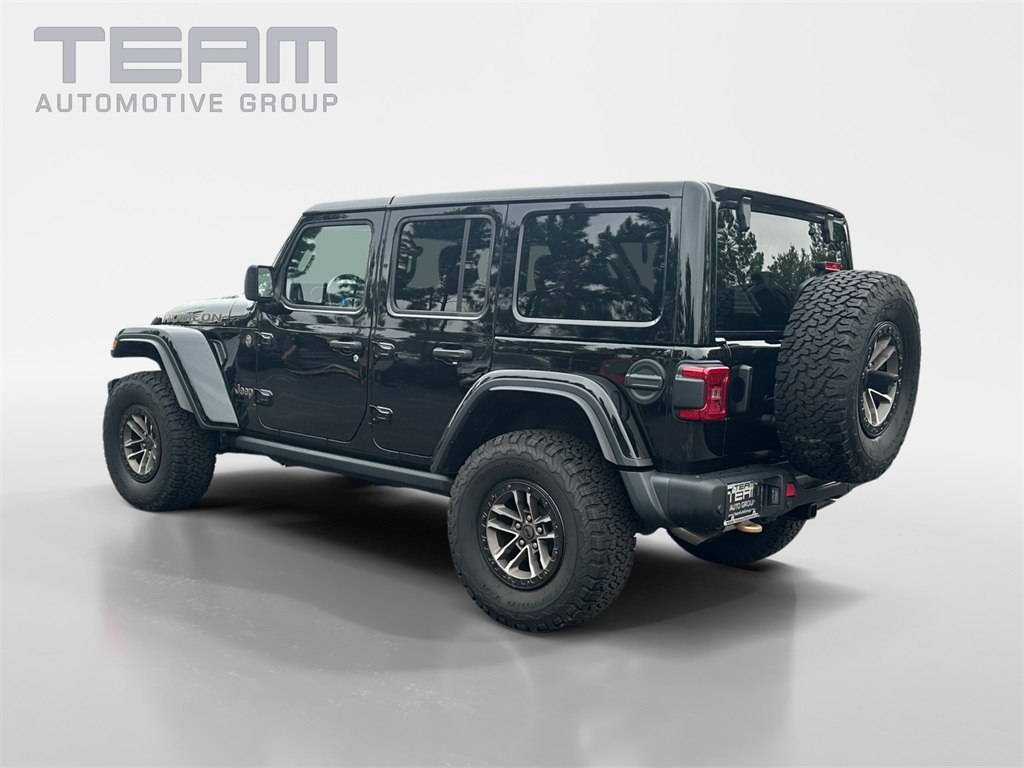 2024 Jeep Wrangler Rubicon 392 photo 3