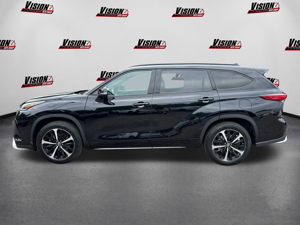 2021 Toyota Highlander XSE photo 2