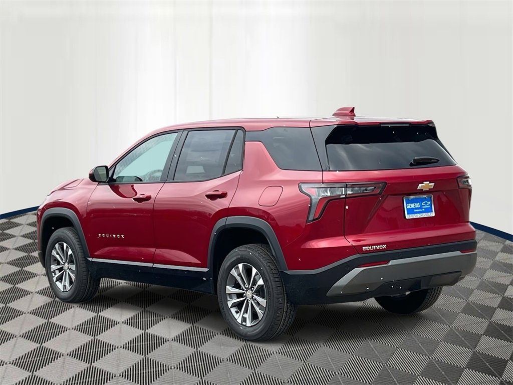 2026 Chevrolet Equinox LT photo 2