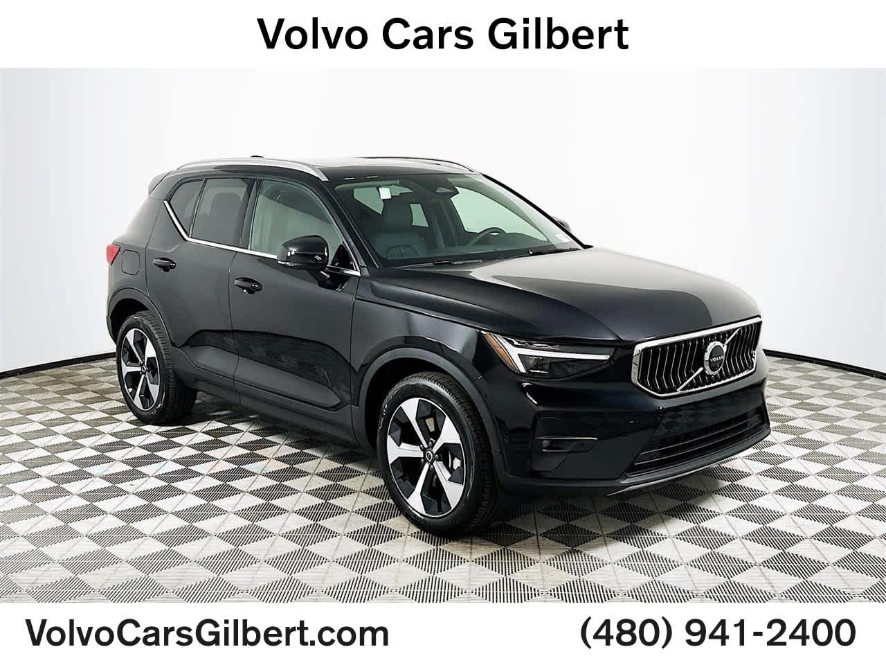 2025 Volvo XC40
