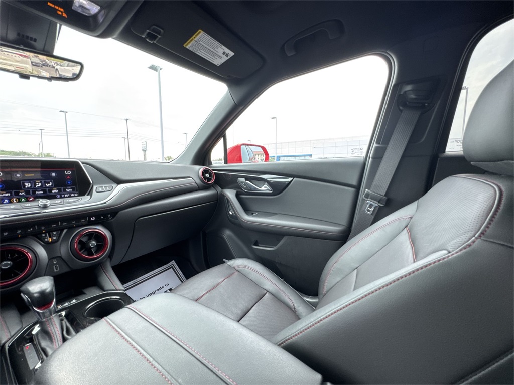 2020 Chevrolet Blazer RS photo 11