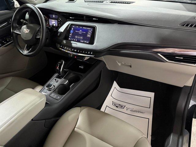 2022 Cadillac XT4 Luxury photo 35