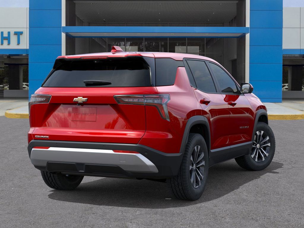 2026 Chevrolet Equinox LT photo 2