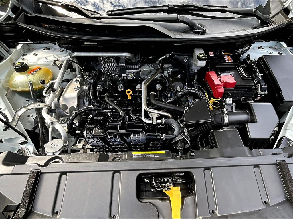 2021 Nissan Rogue S photo 29