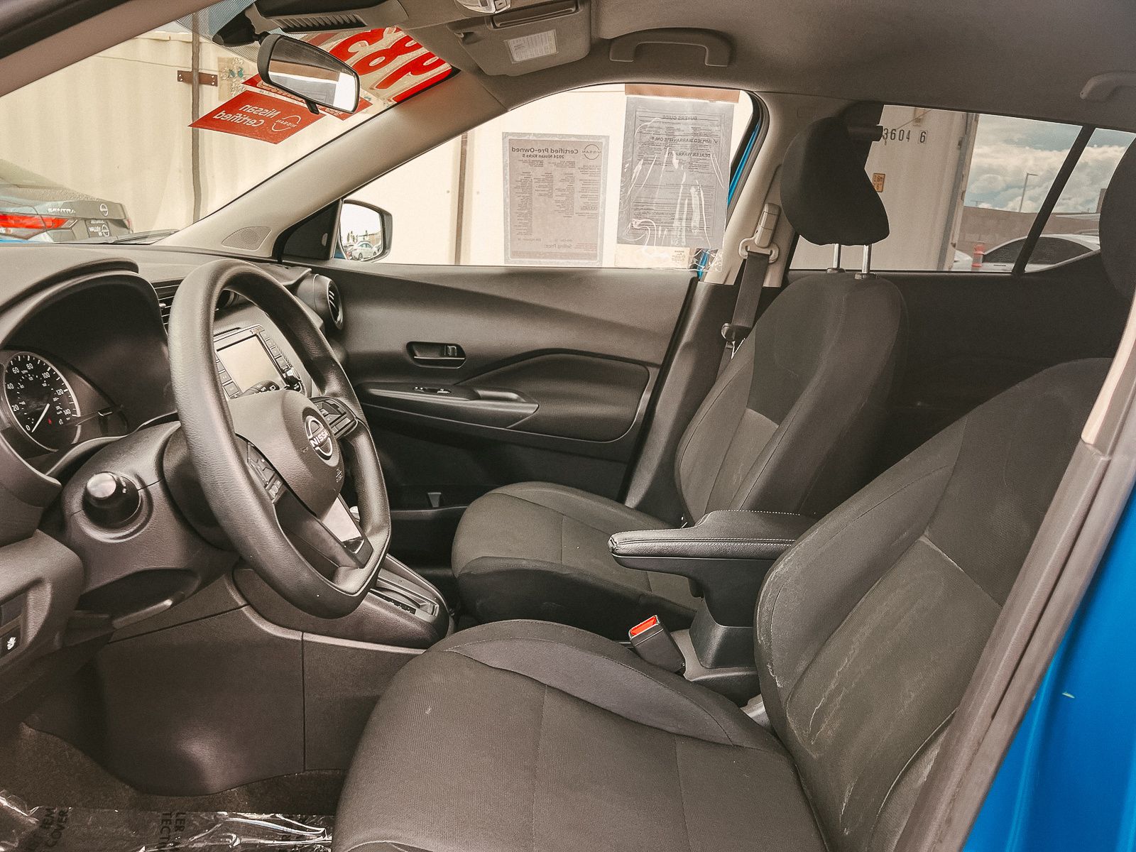 2024 Nissan Kicks S photo 23