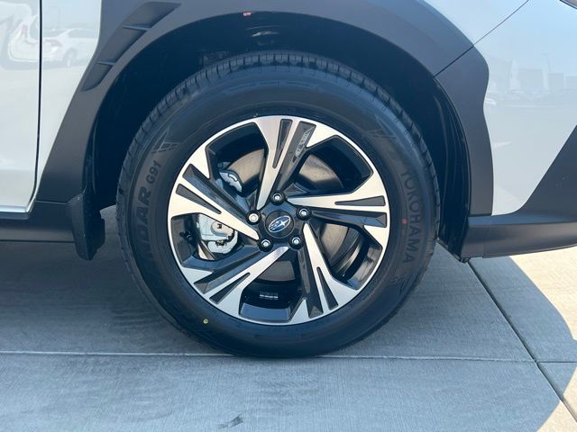 2025 Subaru Crosstrek Premium photo 9