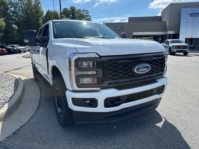 2026 Ford F-250 XL photo 3
