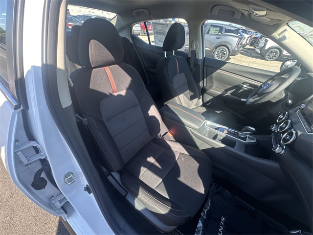 2025 Nissan Sentra SR photo 23