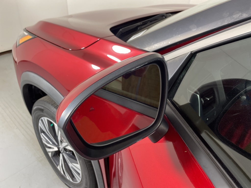 2022 Nissan Rogue SV photo 13