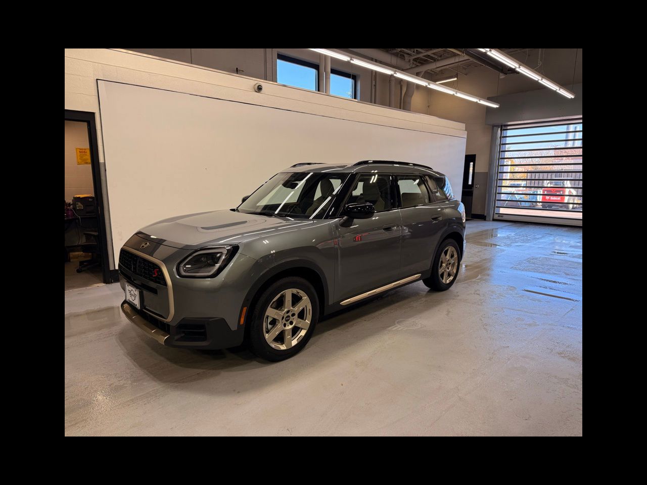 2025 MINI Countryman S's photo