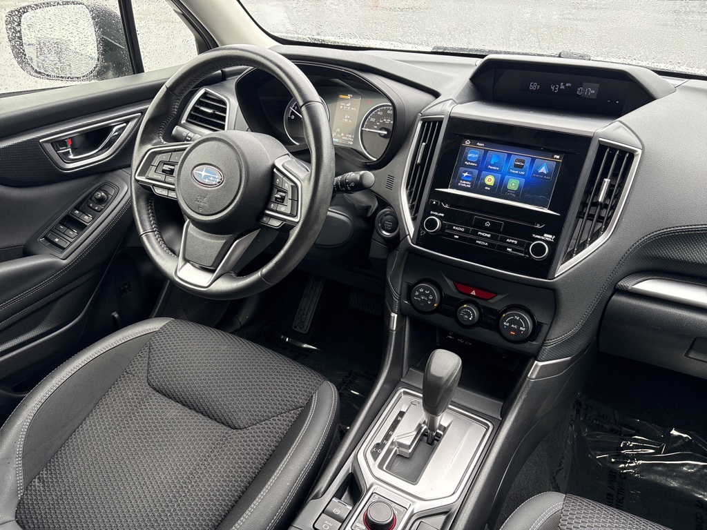 2021 Subaru Forester Premium photo 14