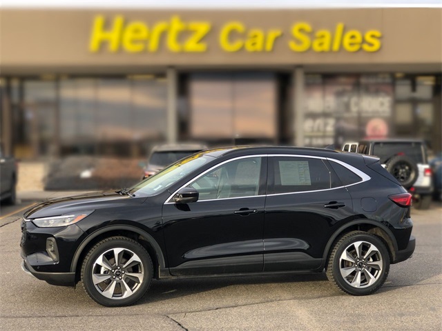 2024 Ford Escape Platinum's photo