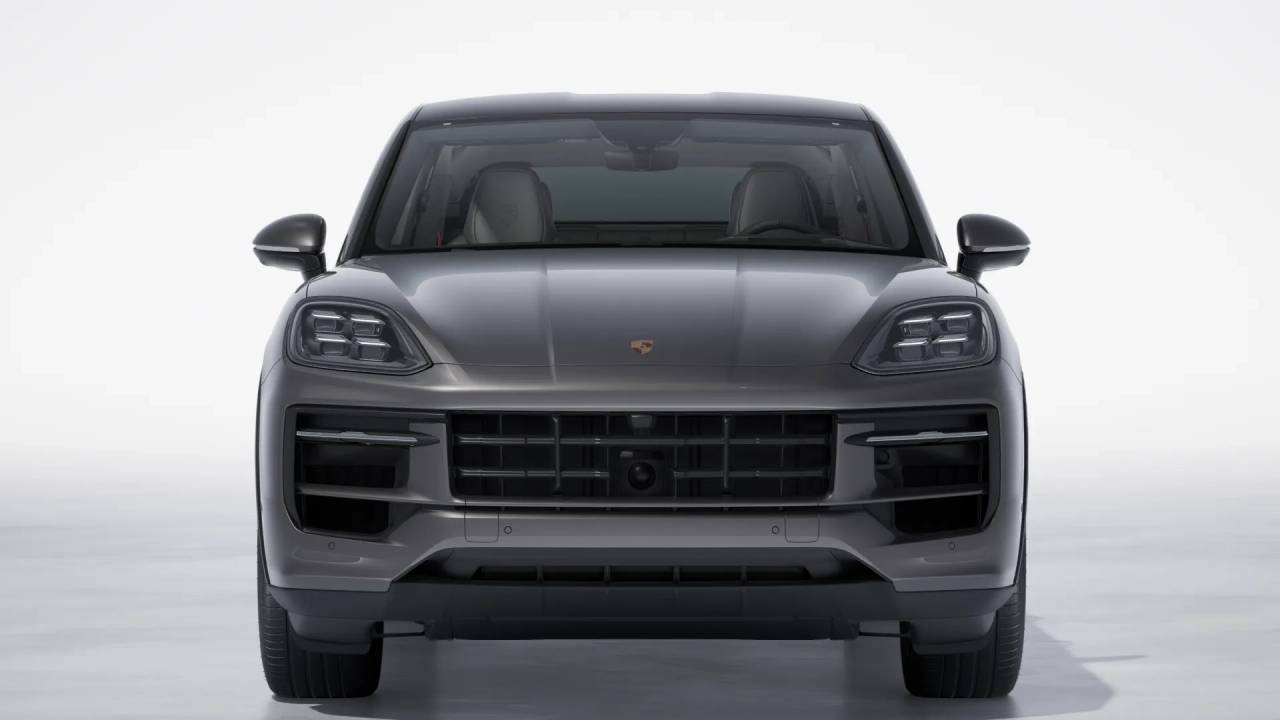 2026 Porsche Cayenne GTS Coupe photo 9