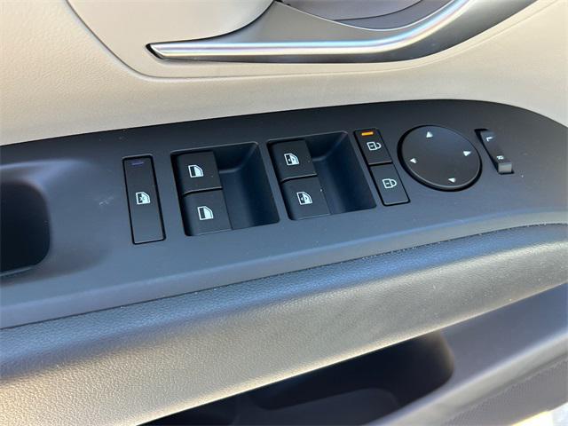 2025 Hyundai Tucson SEL photo 21
