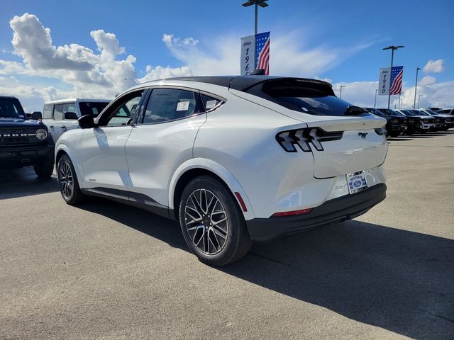 2025 Ford Mustang Mach-E Premium photo 3
