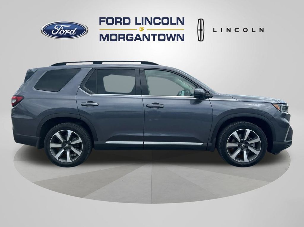 2023 Honda Pilot Elite photo 4